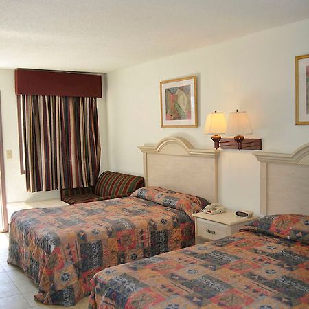 Oyo Hotel Myrtle Beach Kings Hwy מראה חיצוני תמונה