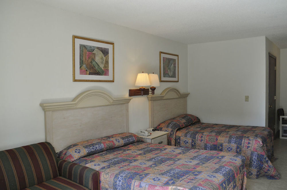 Oyo Hotel Myrtle Beach Kings Hwy מראה חיצוני תמונה